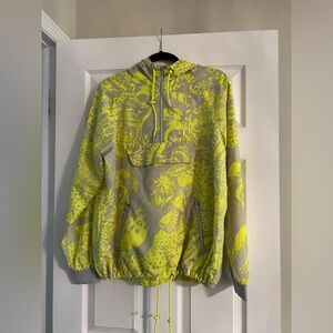 TNA Sports Jacket in Yellow Cheetah